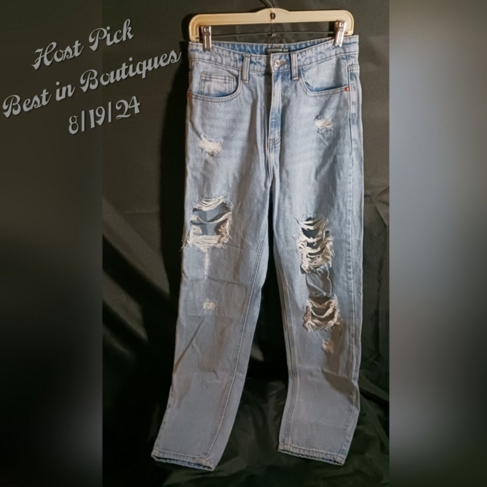 PLT distressed Mom jeans sz 6